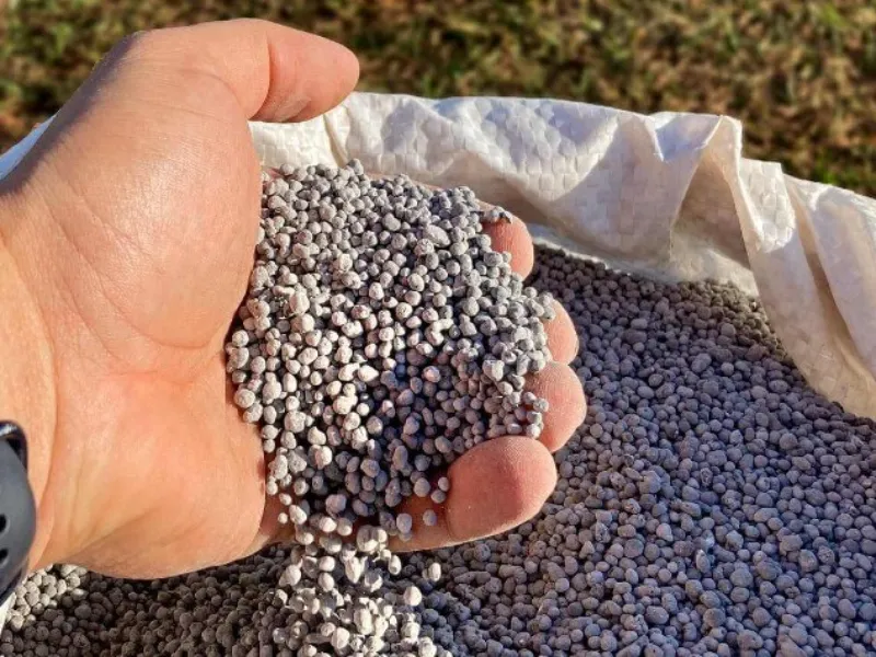 Tensões no Oriente Médio reacendem alerta no mercado global de fertilizantes e geram preocupação para o agro